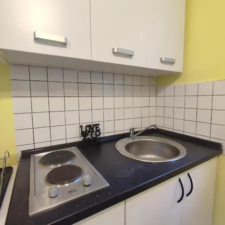 Colourful One-bedroom In A Location * 塞拉耶佛