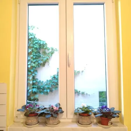 Colourful One-bedroom In A Location 公寓 *